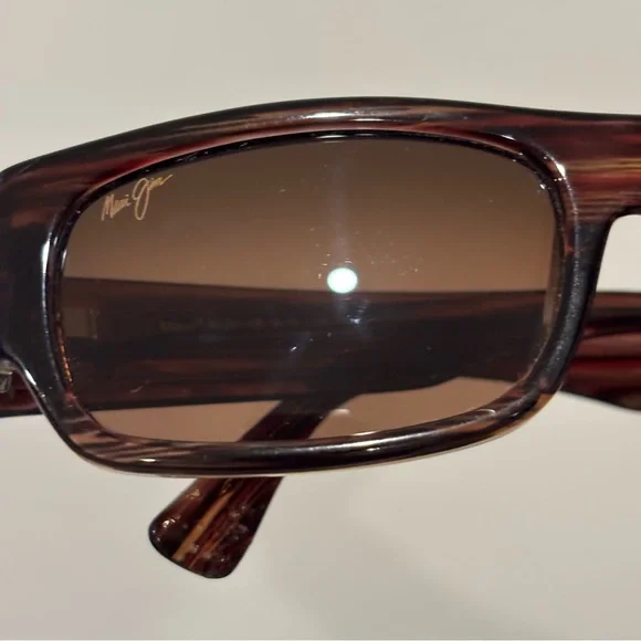 Maui Jim Lava Flow MJ250-10B sunglasses